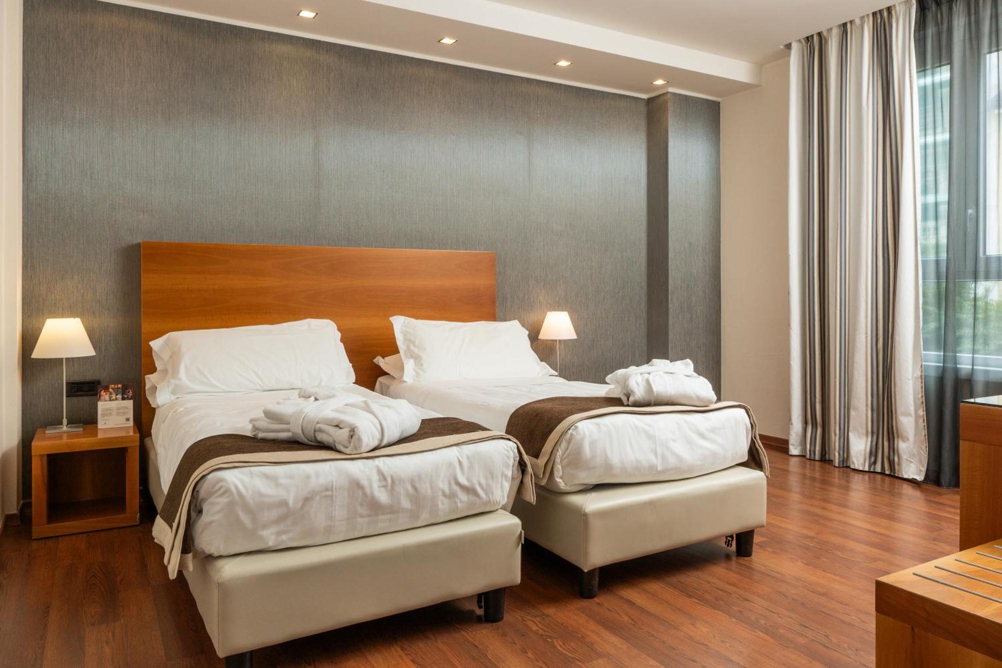 Hotel Royal Falcone Monza Luaran gambar