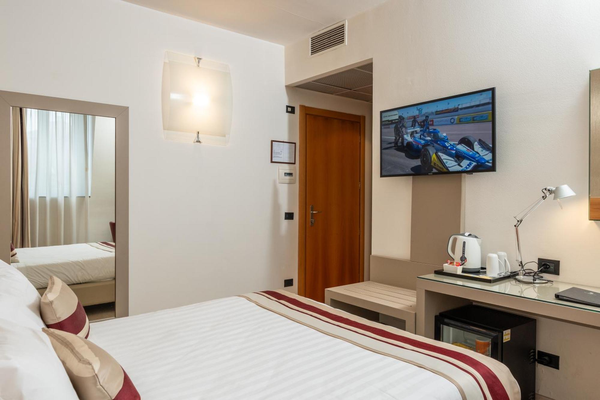 Hotel Royal Falcone Monza Luaran gambar
